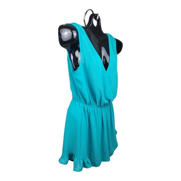 ASTR‎ The Label Women's Teal Ruffle Hem Sleeveless Romper - Picture 4 of 9